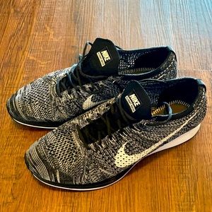 2015 NIKE FLYKNIT RACER OREO 2.0 BLACK/WHITE